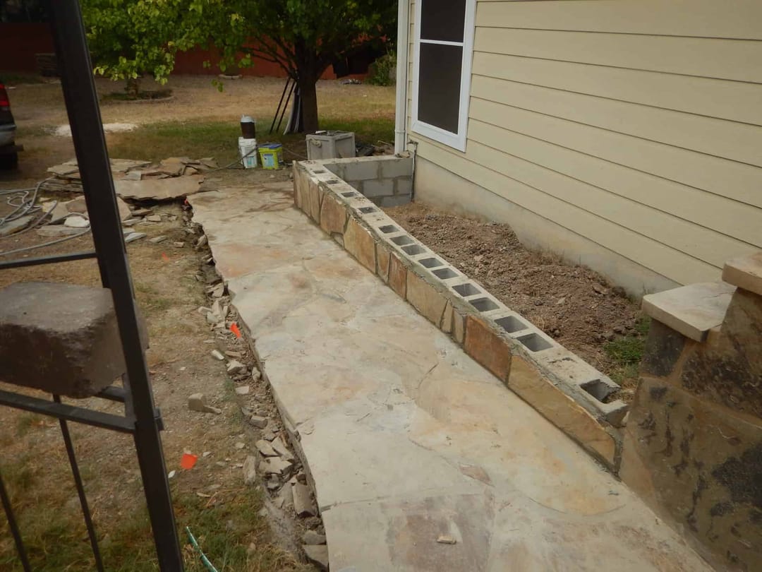 Allen Retaining Walkway gallery image 3