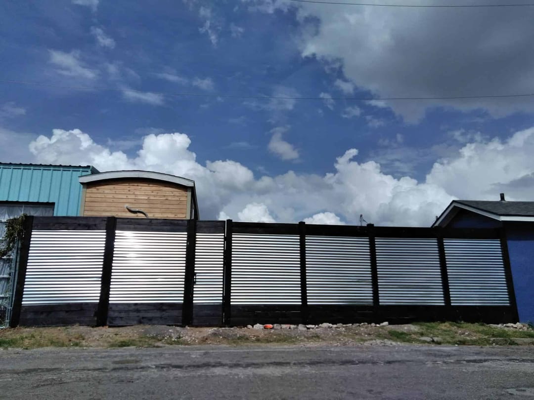 The Benette Fence gallery image 1