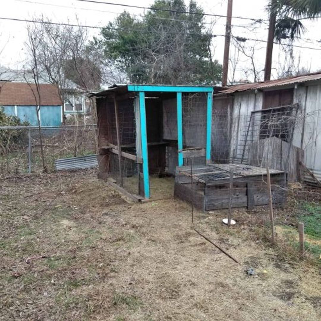 The Bloodsworth Chicken Coop gallery image 2